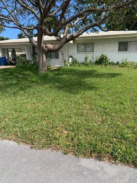 A home in Oakland Park