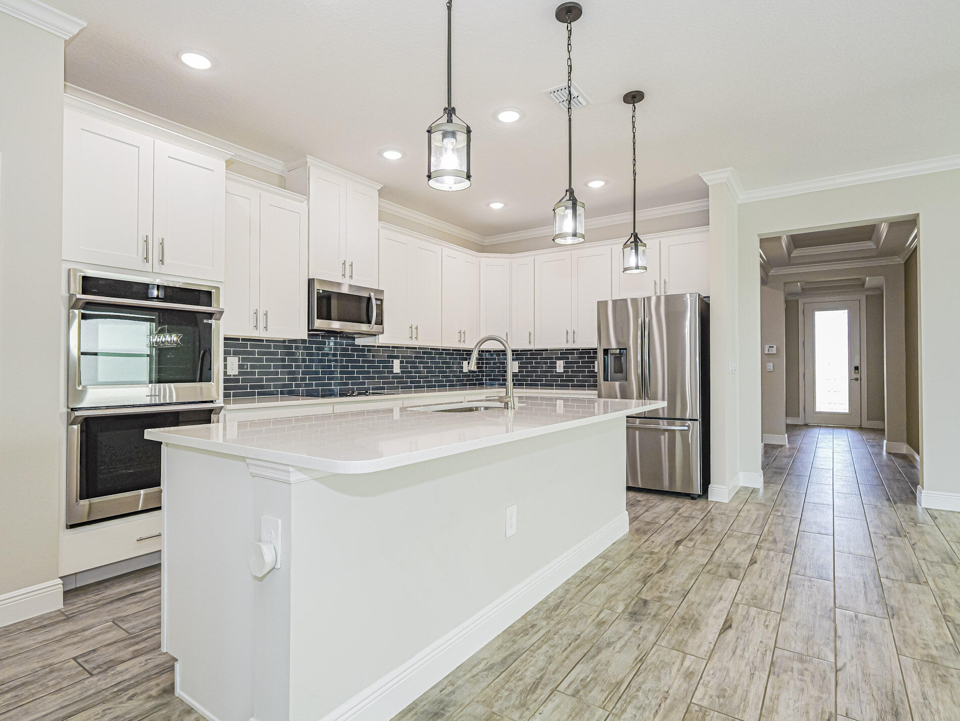 VERANO SOUTH PUD 1 - POD G - PLAT NO. 1 - Residential Lease