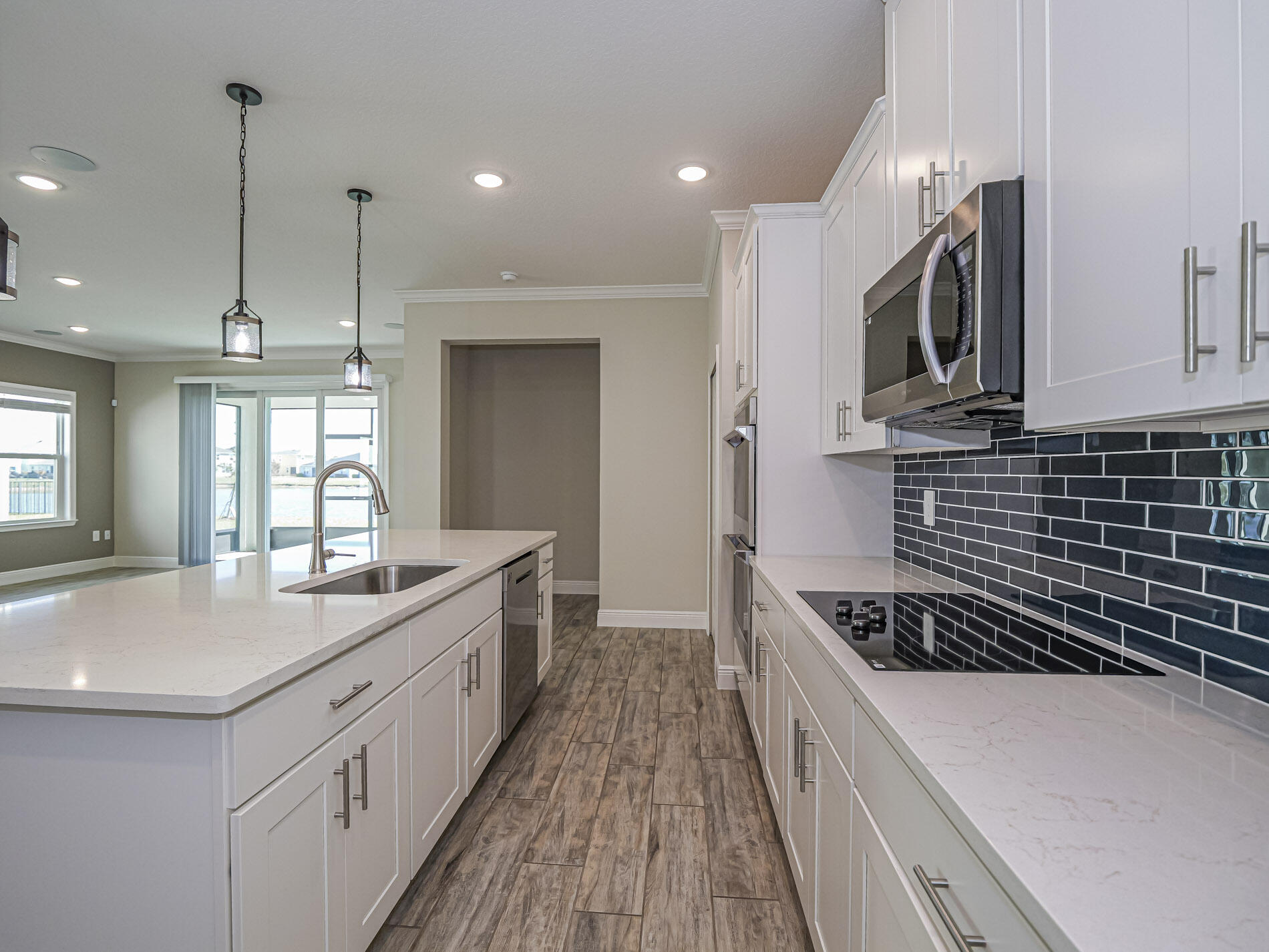 VERANO SOUTH PUD 1 - POD G - PLAT NO. 1 - Residential Lease