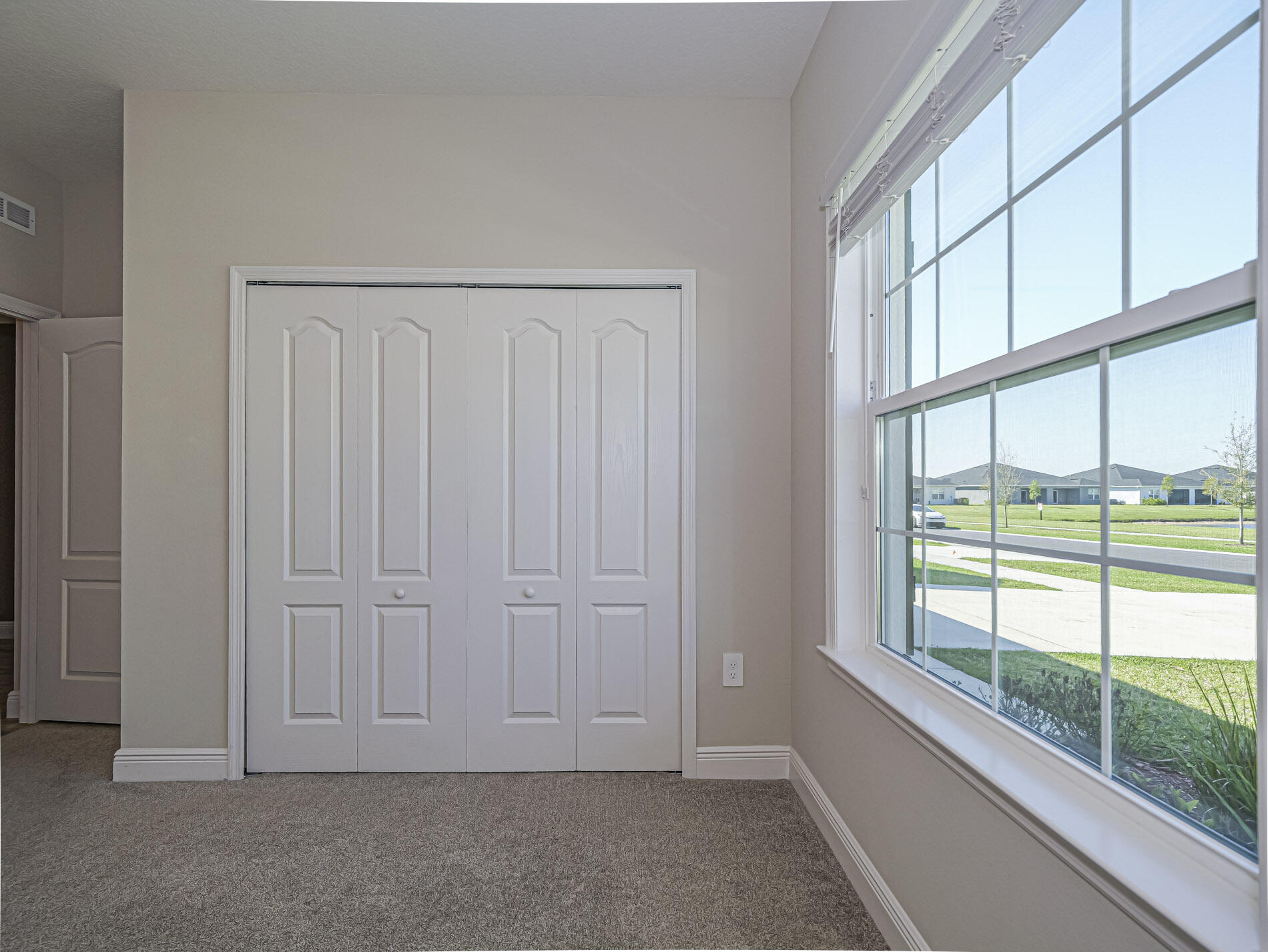 VERANO SOUTH PUD 1 - POD G - PLAT NO. 1 - Residential Lease