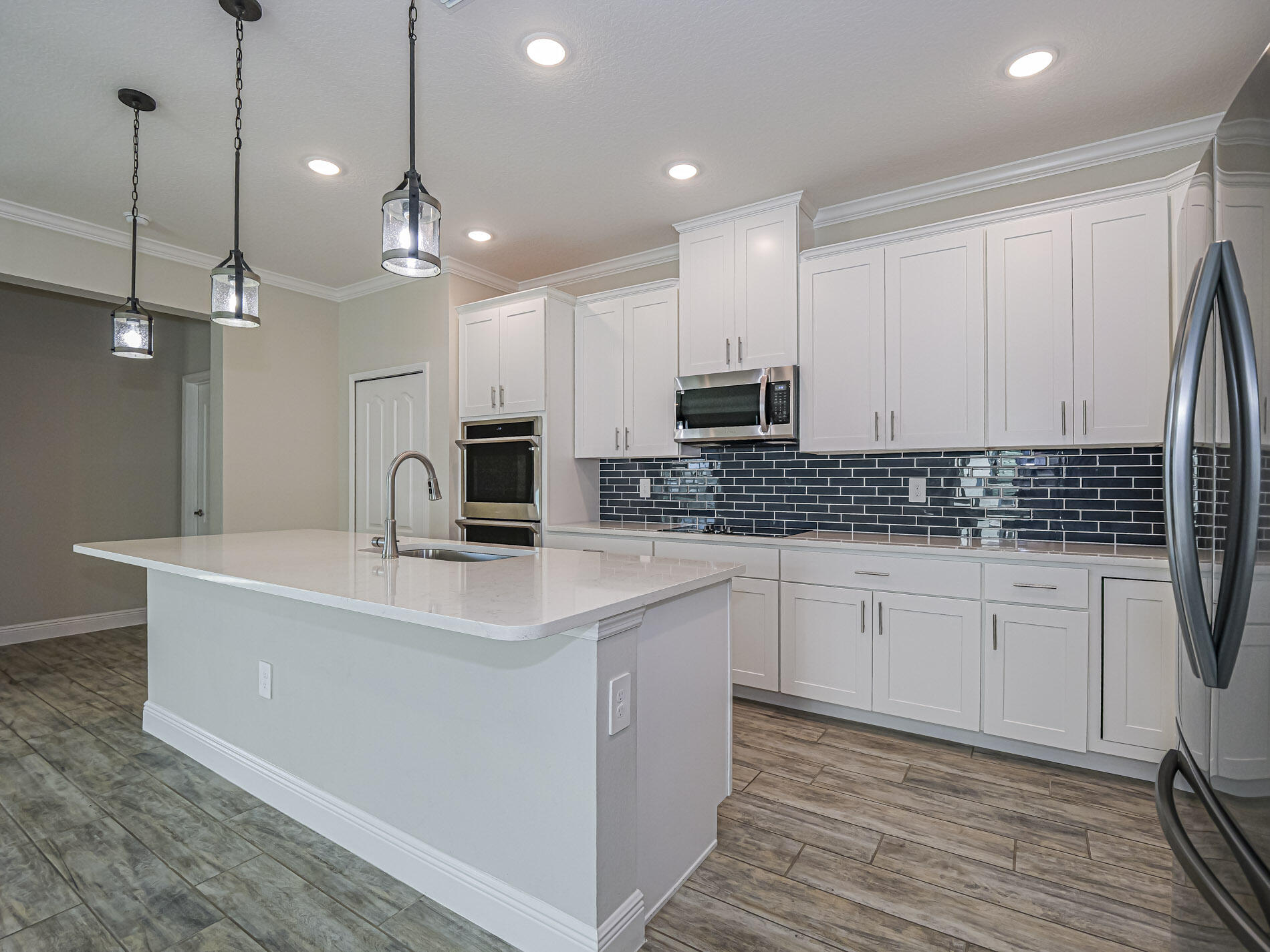 VERANO SOUTH PUD 1 - POD G - PLAT NO. 1 - Residential Lease