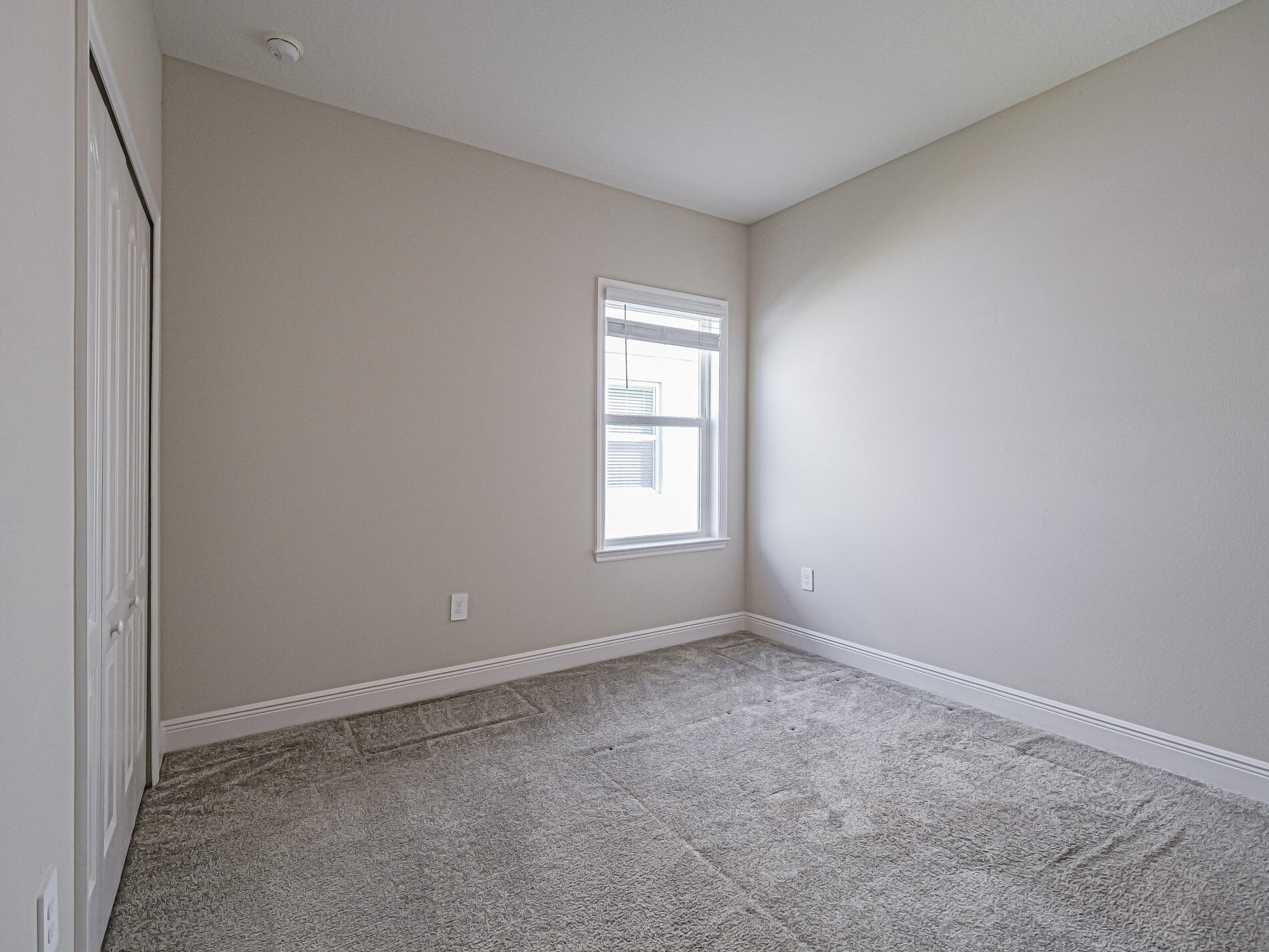 VERANO SOUTH PUD 1 - POD G - PLAT NO. 1 - Residential Lease