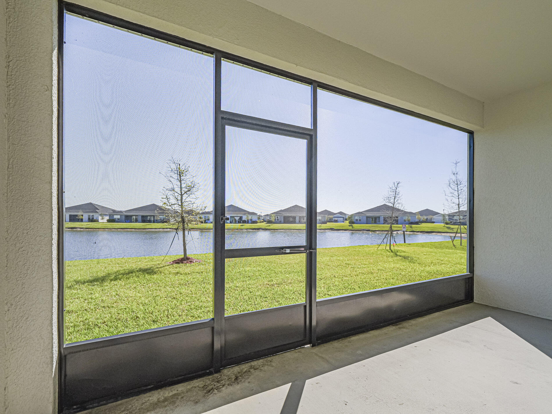 VERANO SOUTH PUD 1 - POD G - PLAT NO. 1 - Residential Lease