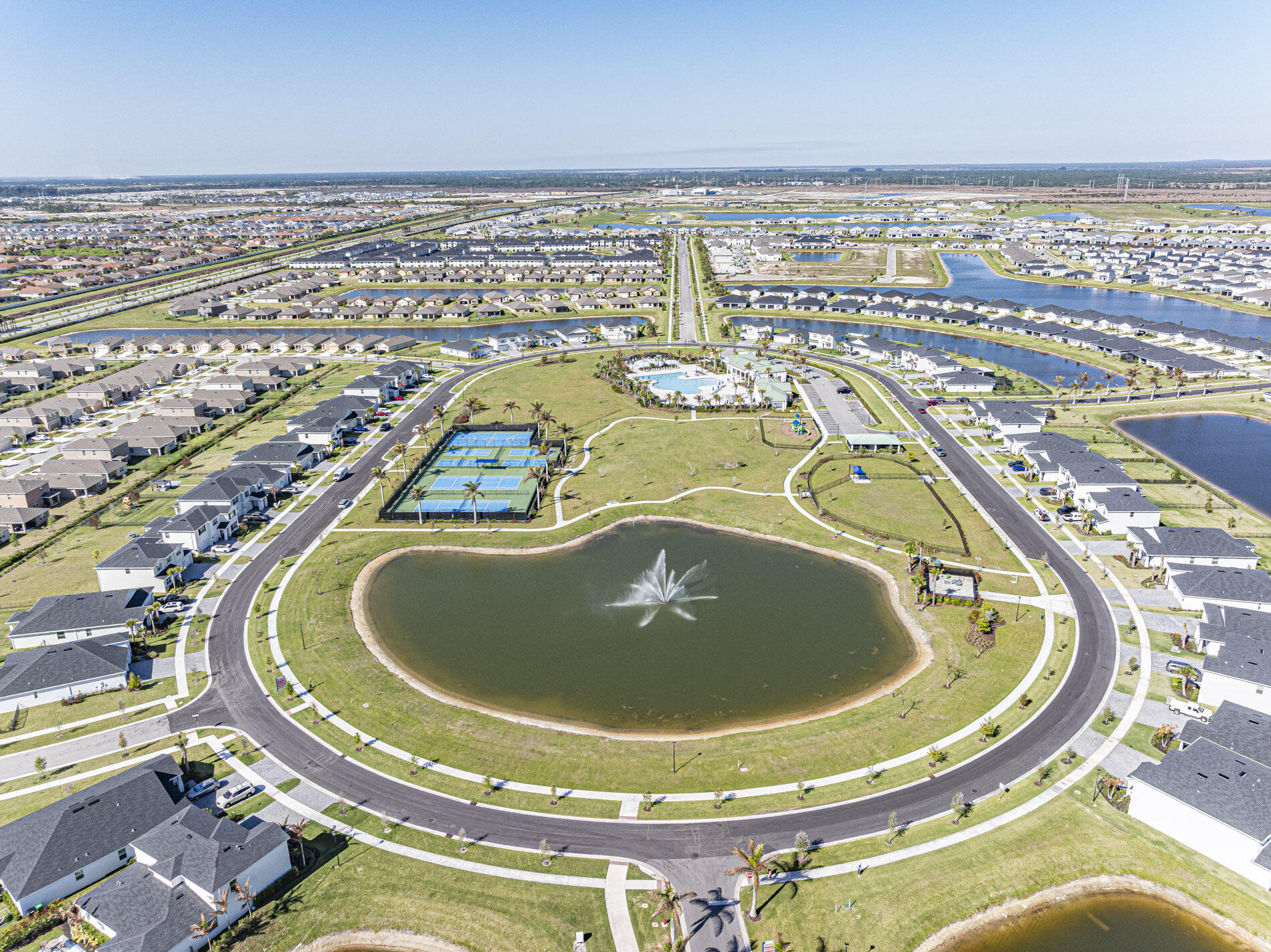 VERANO SOUTH PUD 1 - POD G - PLAT NO. 1 - Residential Lease