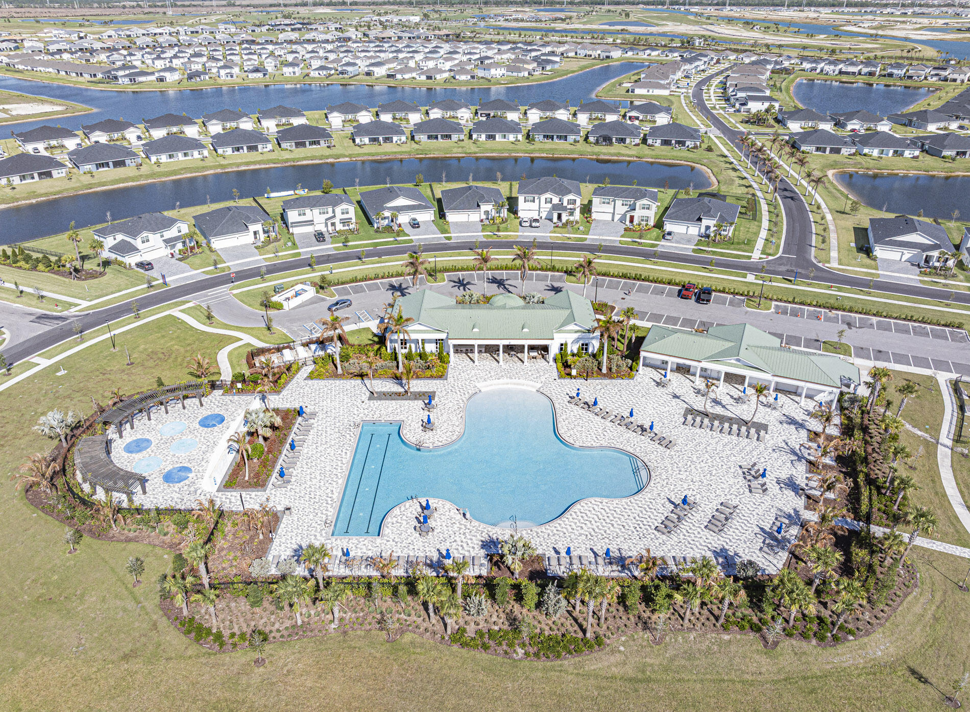 VERANO SOUTH PUD 1 - POD G - PLAT NO. 1 - Residential Lease