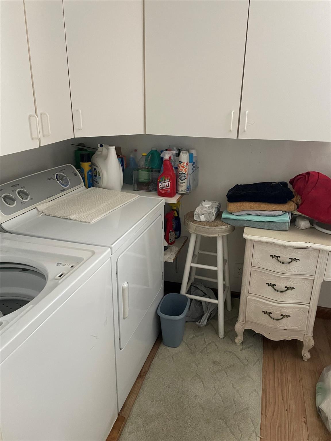 Ravenswood Estates & Mari - Residential Lease