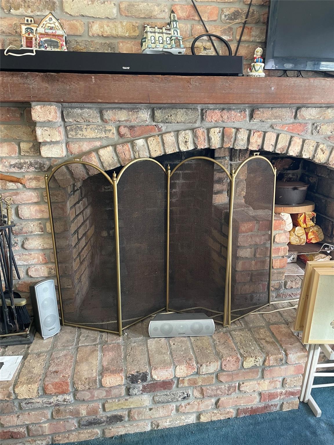 Ravenswood Estates & Mari - Residential Lease