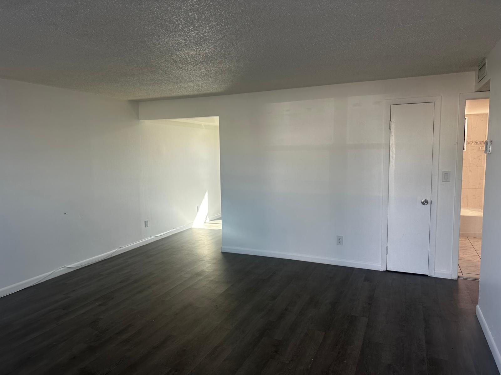 HIGHLAND SQUARE - Residential Lease