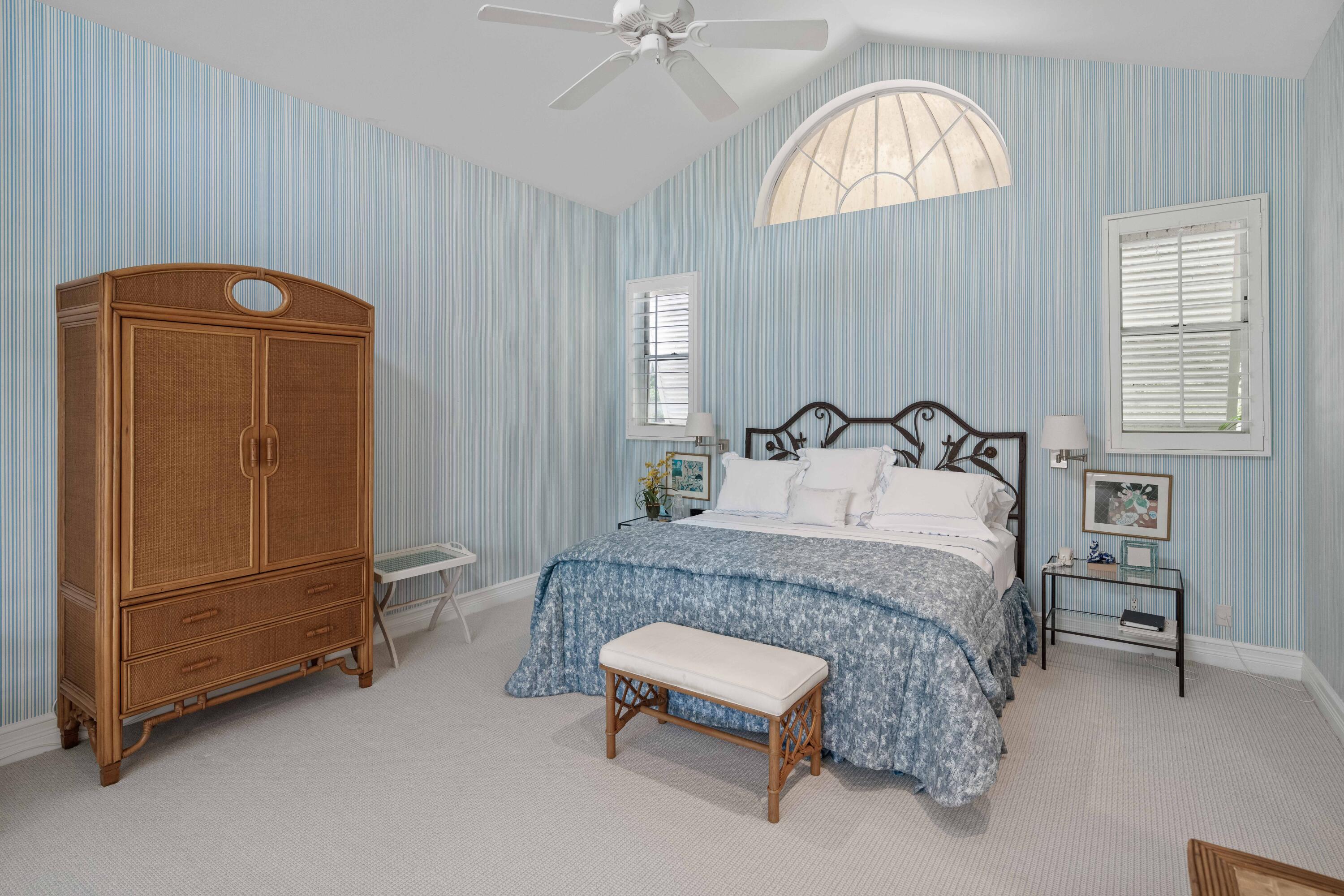 ADMIRALS COVE PAR B - Residential