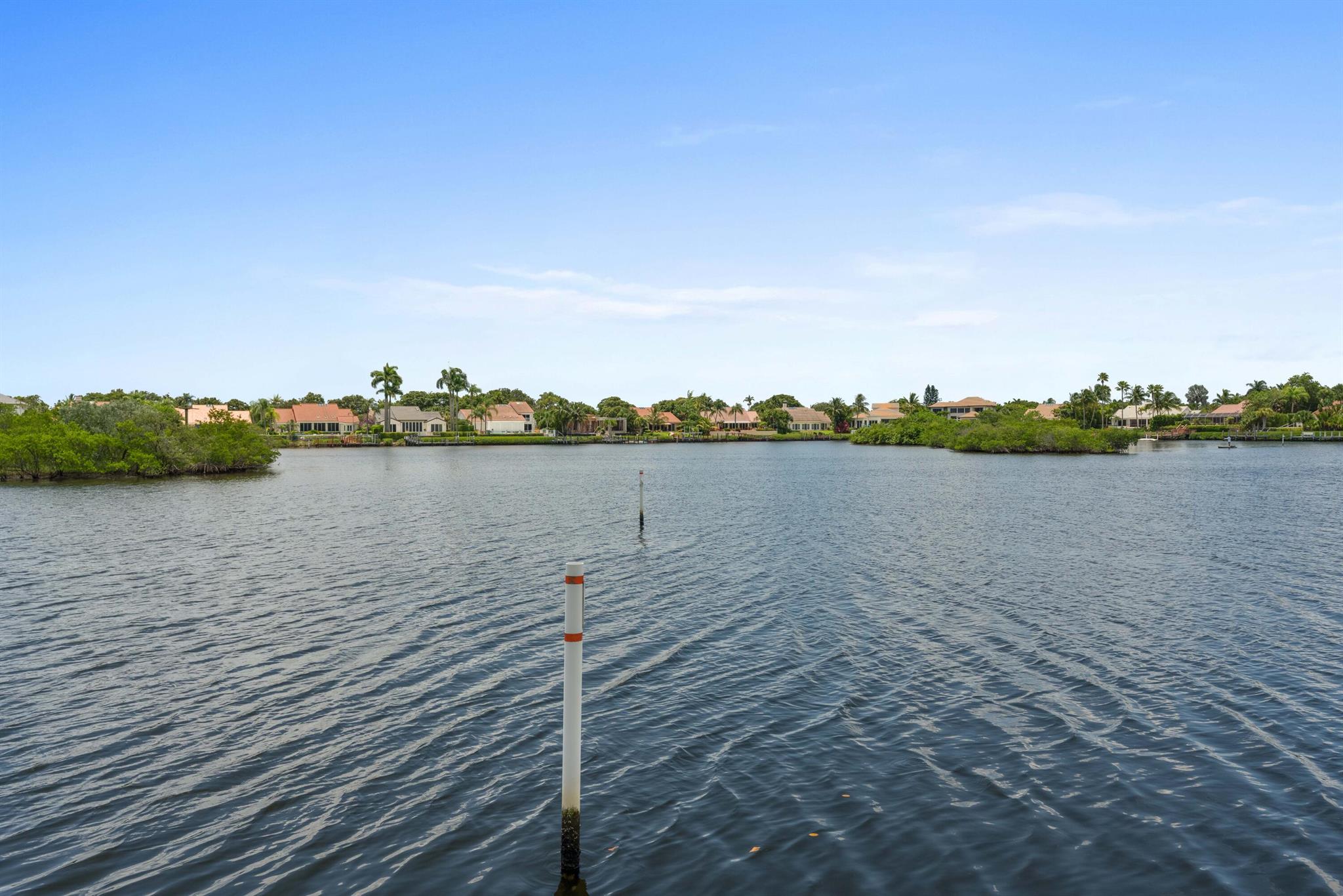 ADMIRALS COVE PAR B - Residential