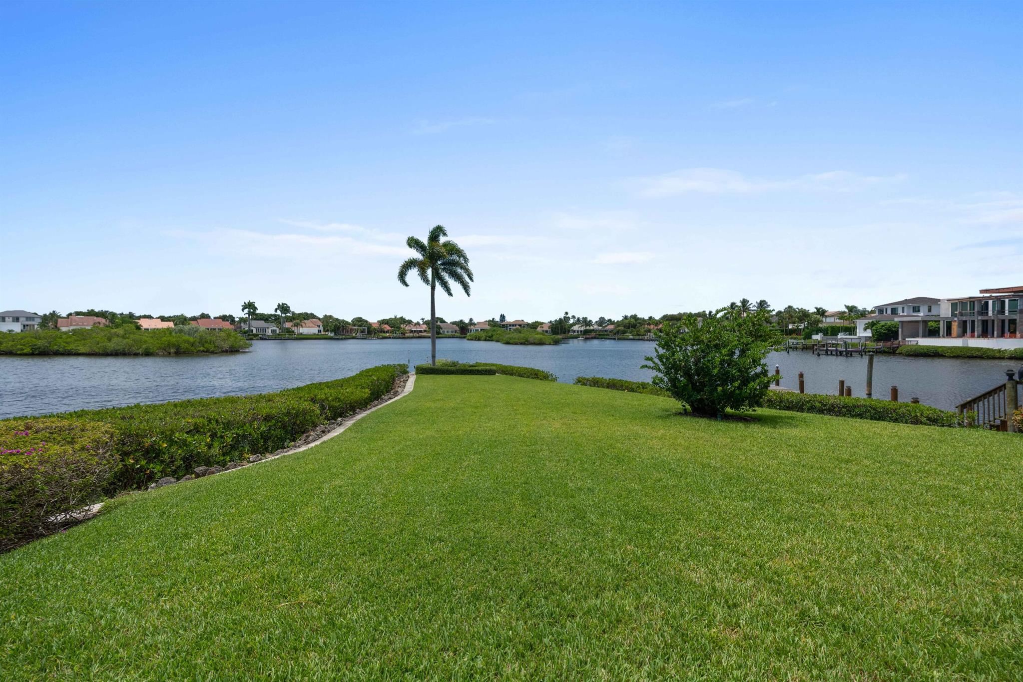 ADMIRALS COVE PAR B - Residential