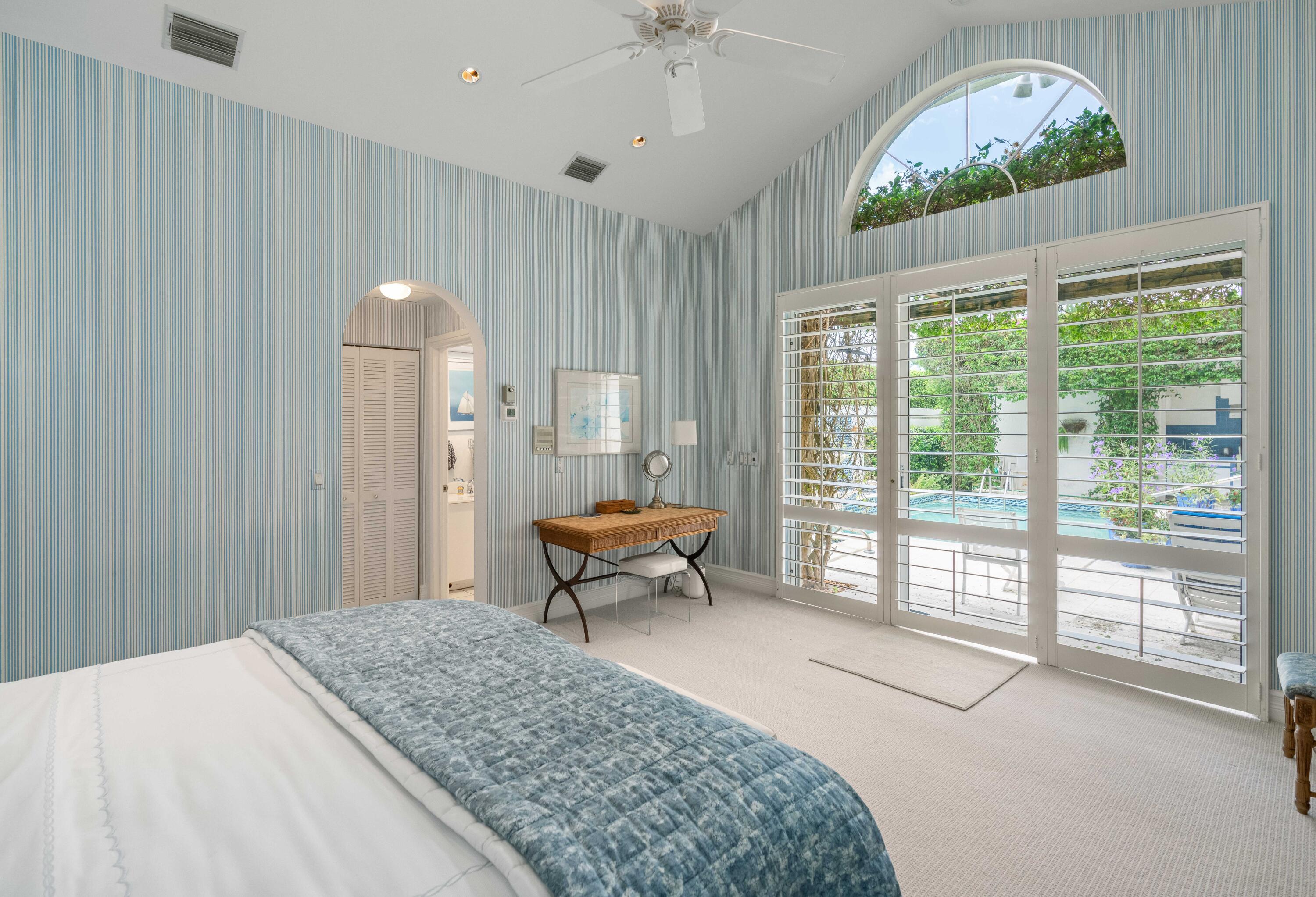 ADMIRALS COVE PAR B - Residential