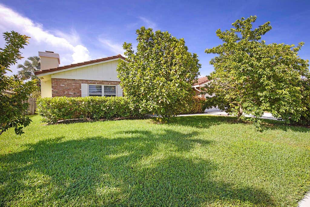 Photo of 11337 Little Bear Way, Boca Raton, FL 33428 (MLS # R11116316)