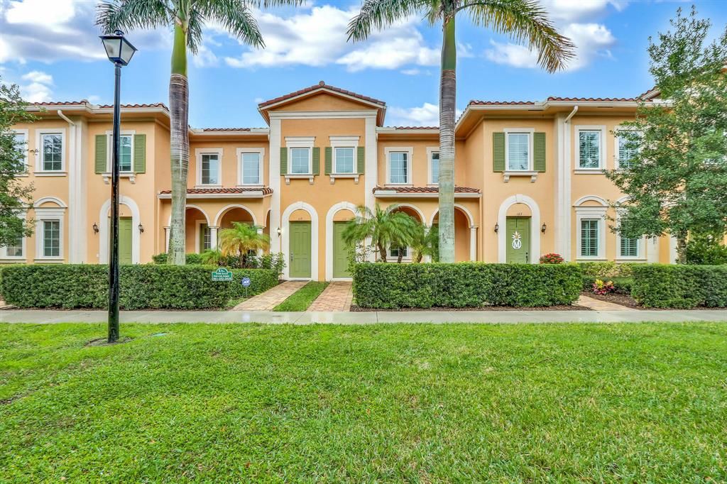 Photo of 111 Midleton Way, Jupiter, FL 33458 (MLS # R10784589)
