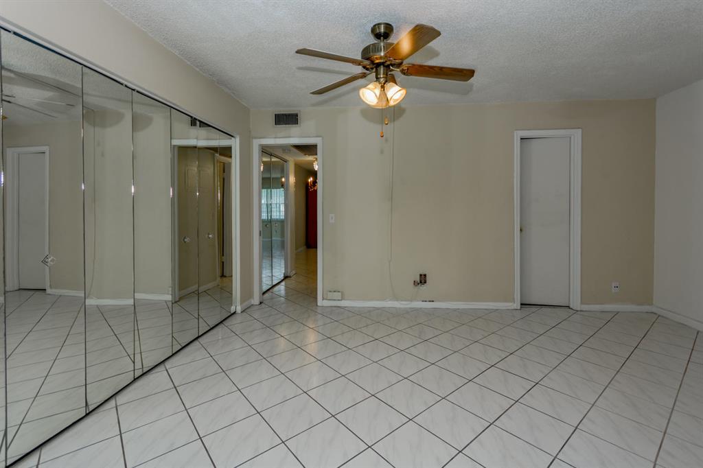 CENTURY VILLAGE
SOUTHAMPTON C - Residential