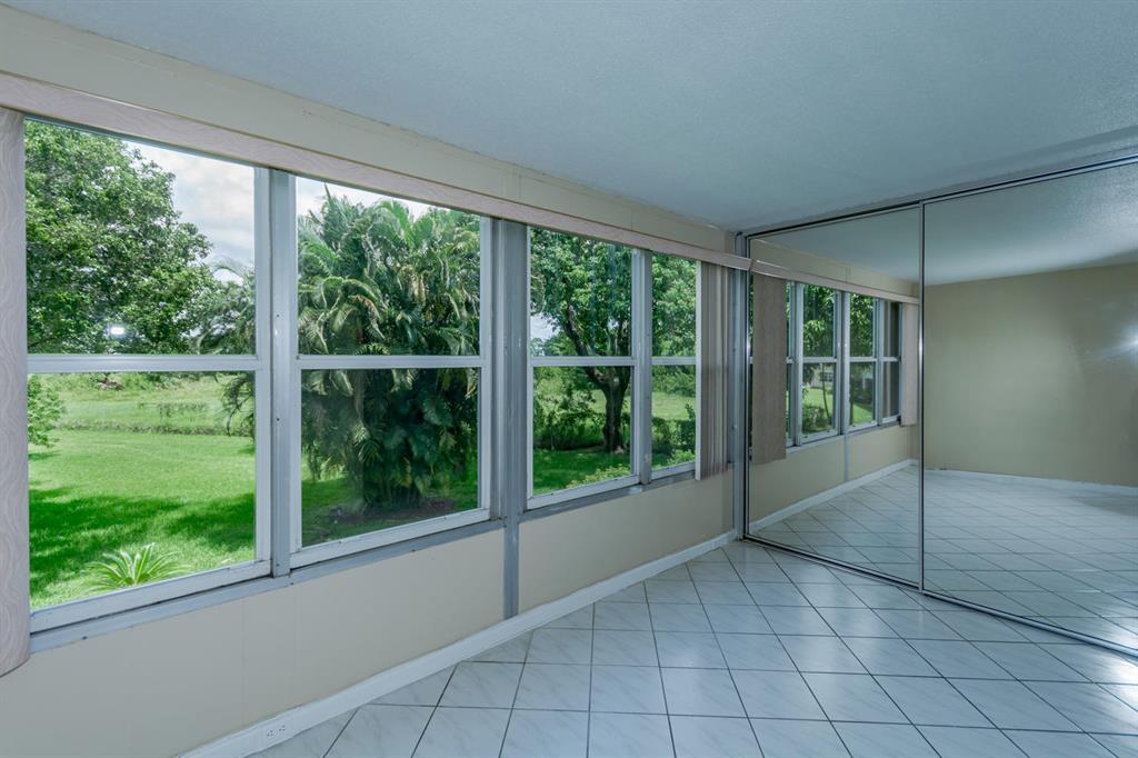 CENTURY VILLAGE
SOUTHAMPTON C - Residential