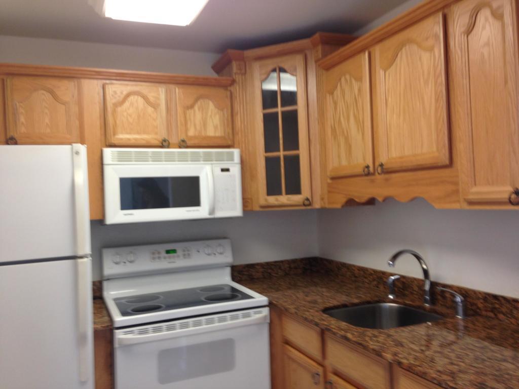 CENTURY VILLAGE
SOUTHAMPTON C - Residential