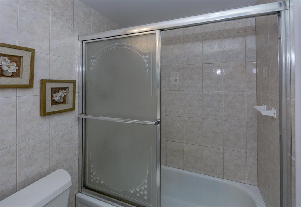 CENTURY VILLAGE
SOUTHAMPTON C - Residential