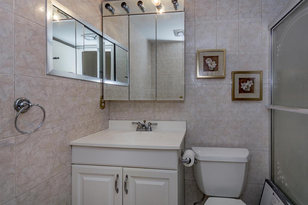 CENTURY VILLAGE
SOUTHAMPTON C - Residential