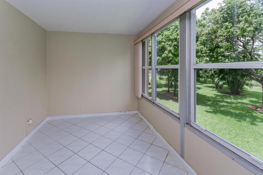 CENTURY VILLAGE
SOUTHAMPTON C - Residential