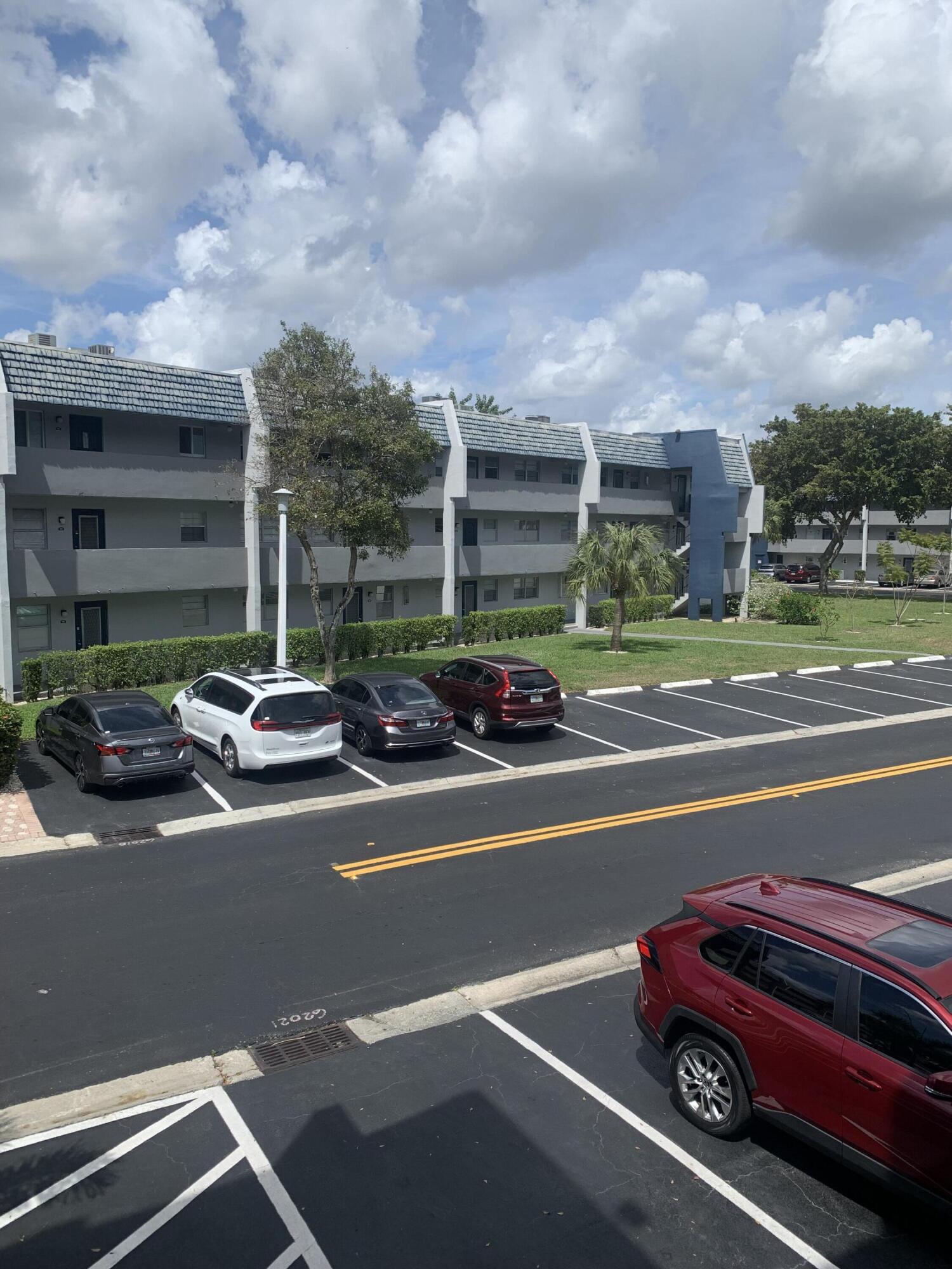 ORIOLE GOLF & TENNIS CLUB CONDO - Residential