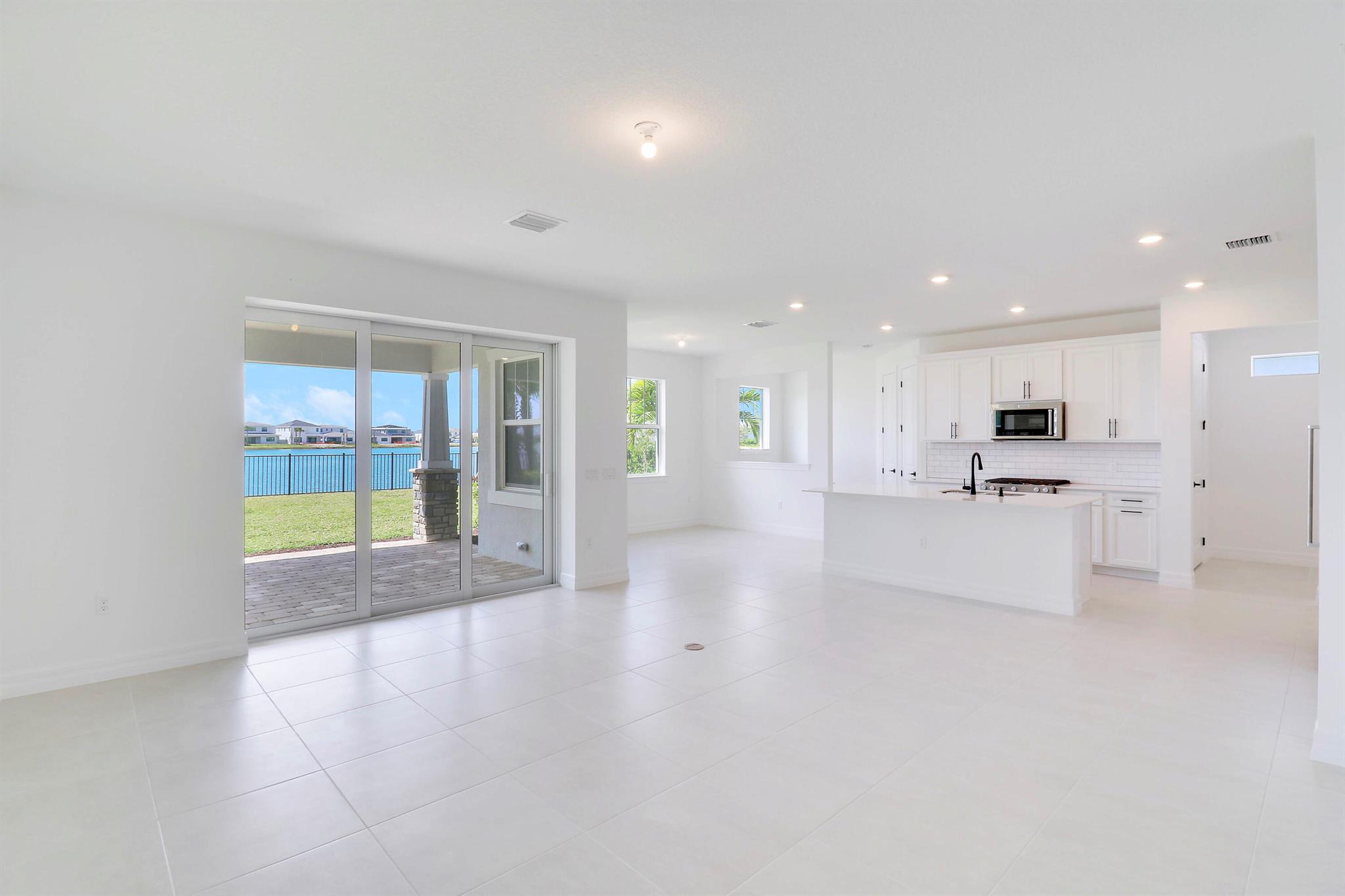 10362 Northbrook Circle
