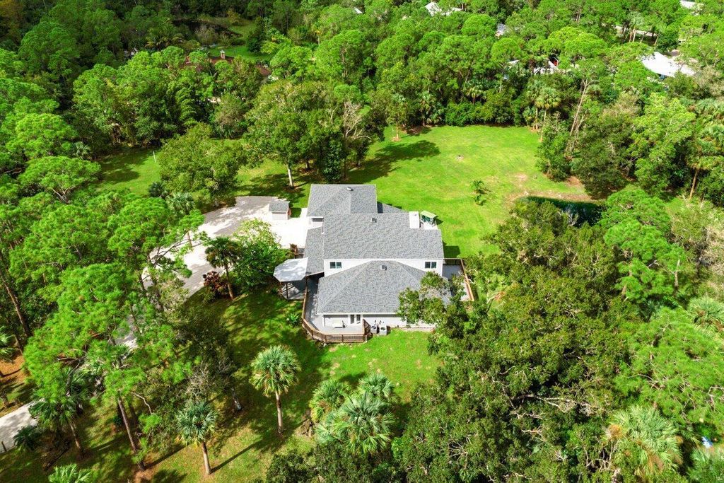 Photo of 12151 Old Indiantown Road, Jupiter, FL 33478 (MLS # B26023004)