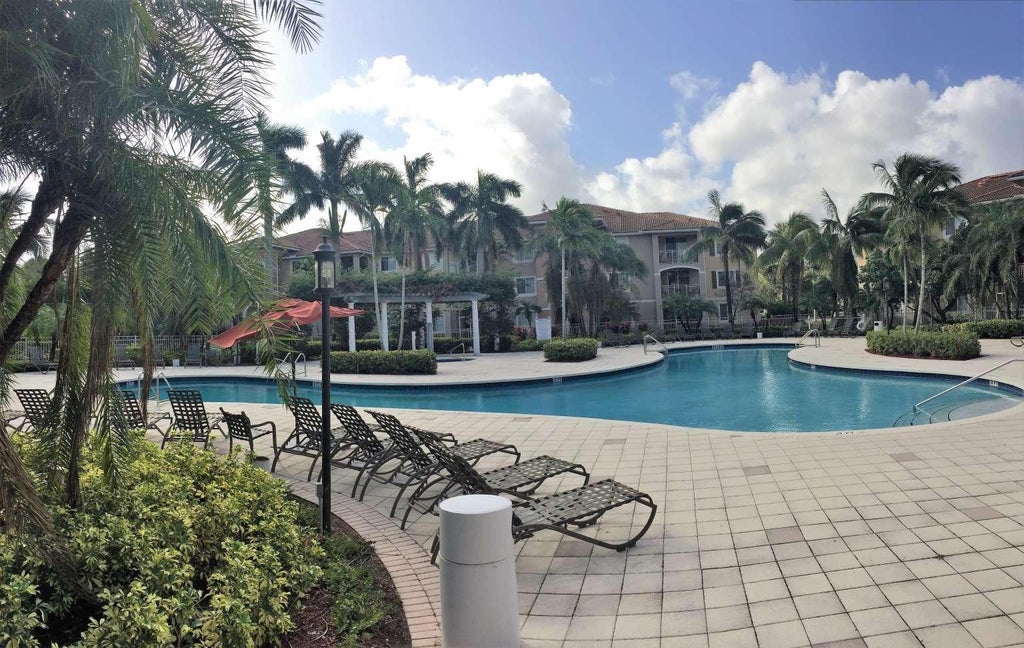 Photo of 6466 Emerald Dunes Drive #107, West Palm Beach, FL 33411 (MLS # F10489241)
