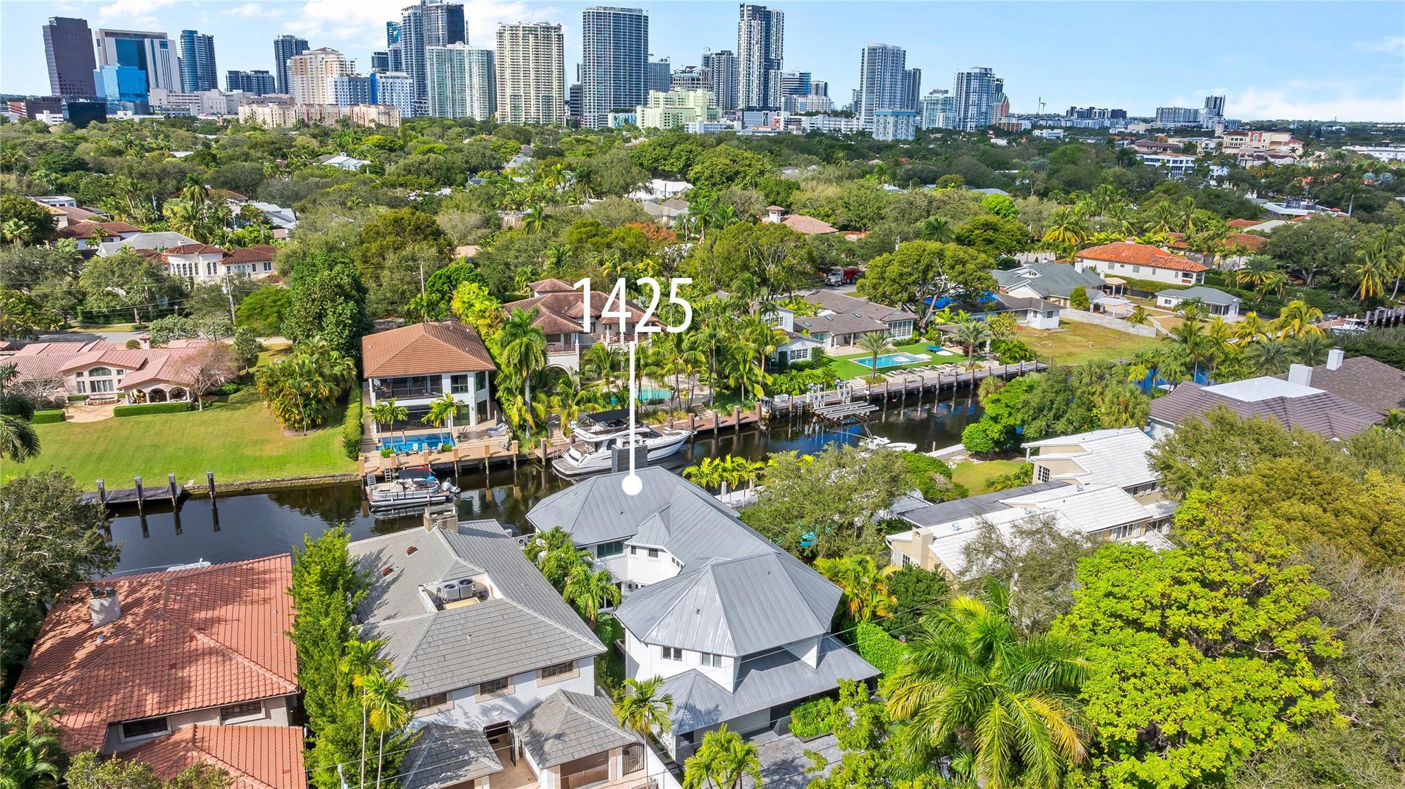 RIO VISTA ISLES - Residential