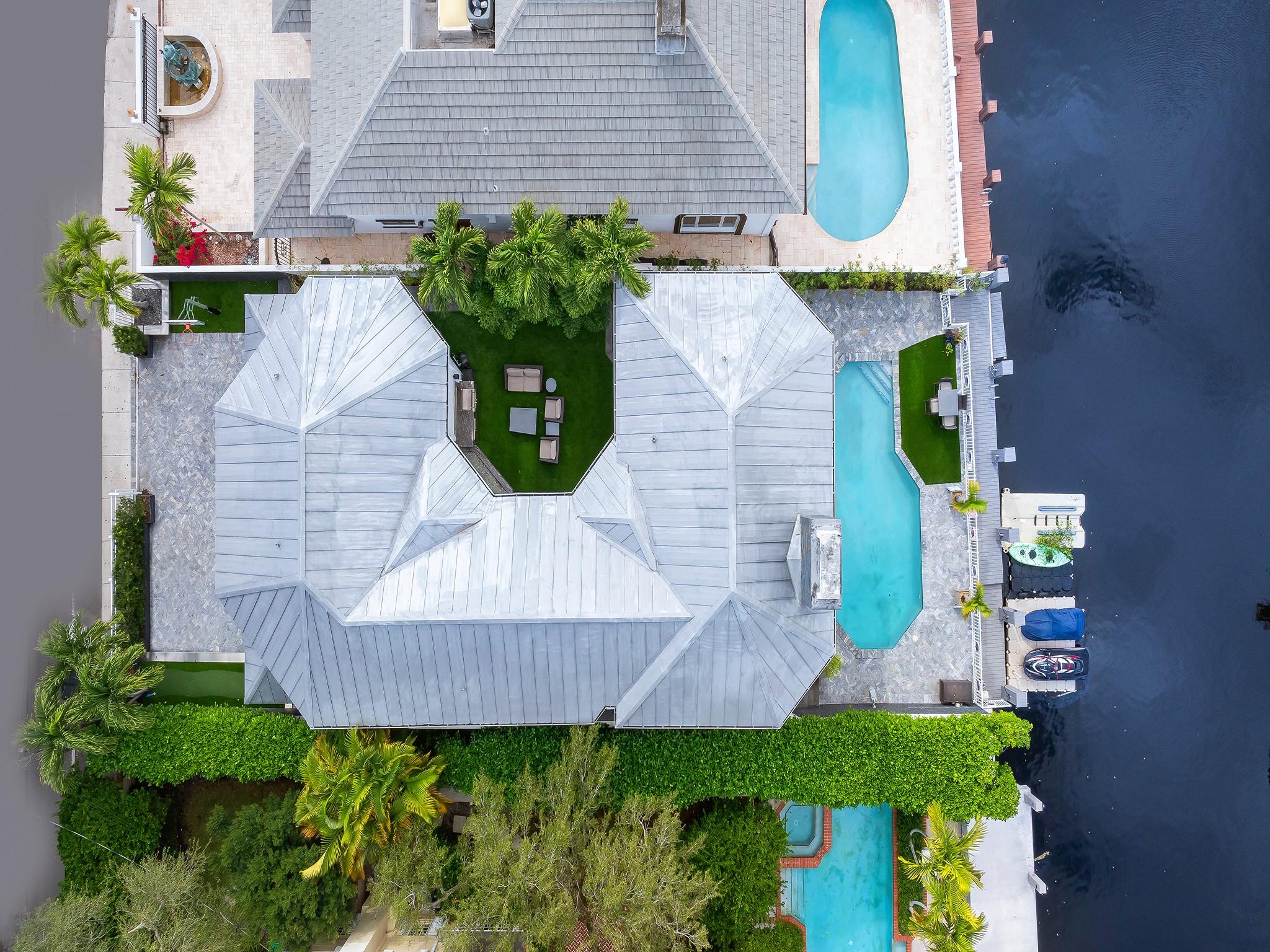 RIO VISTA ISLES - Residential