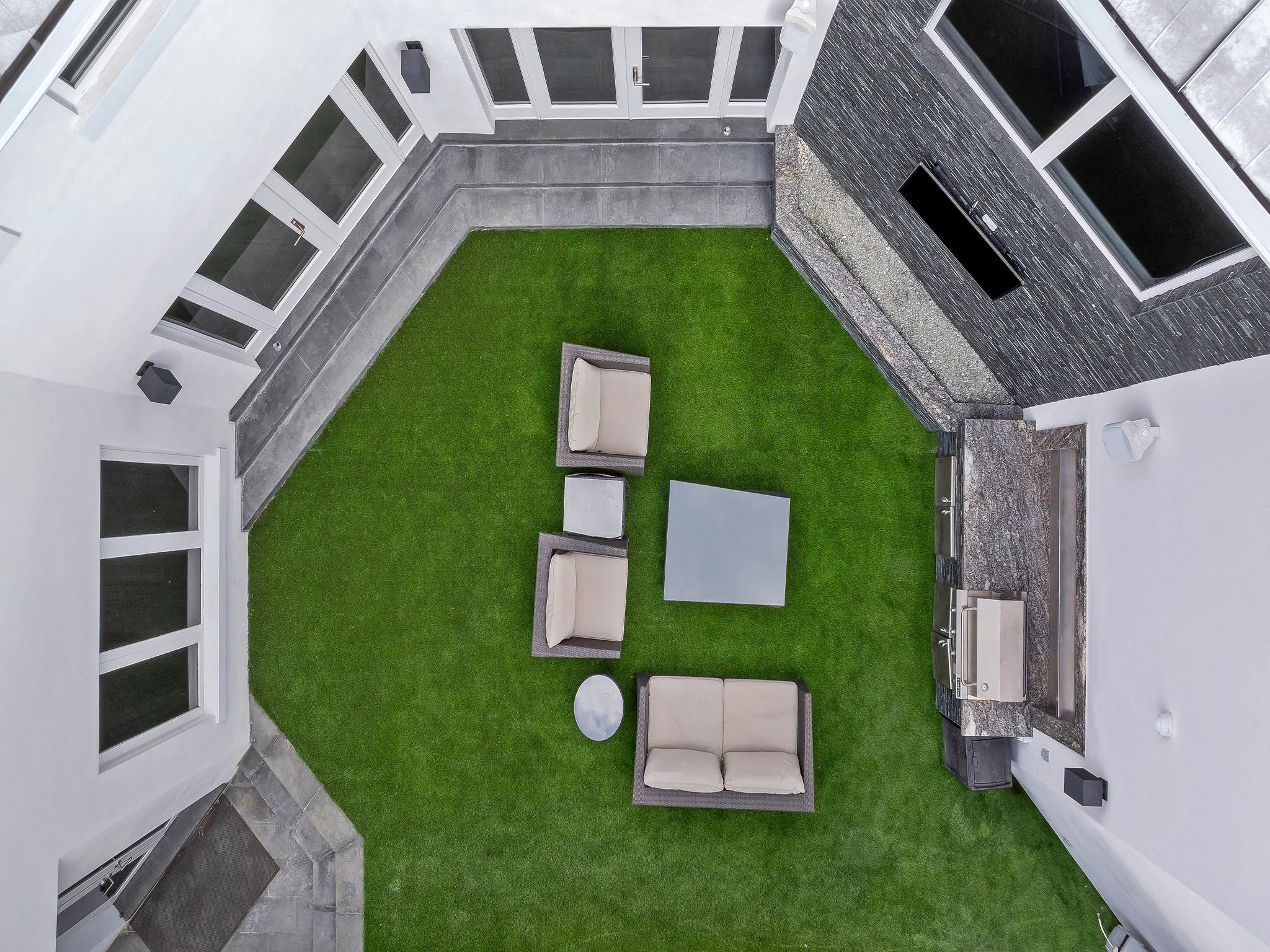 RIO VISTA ISLES - Residential