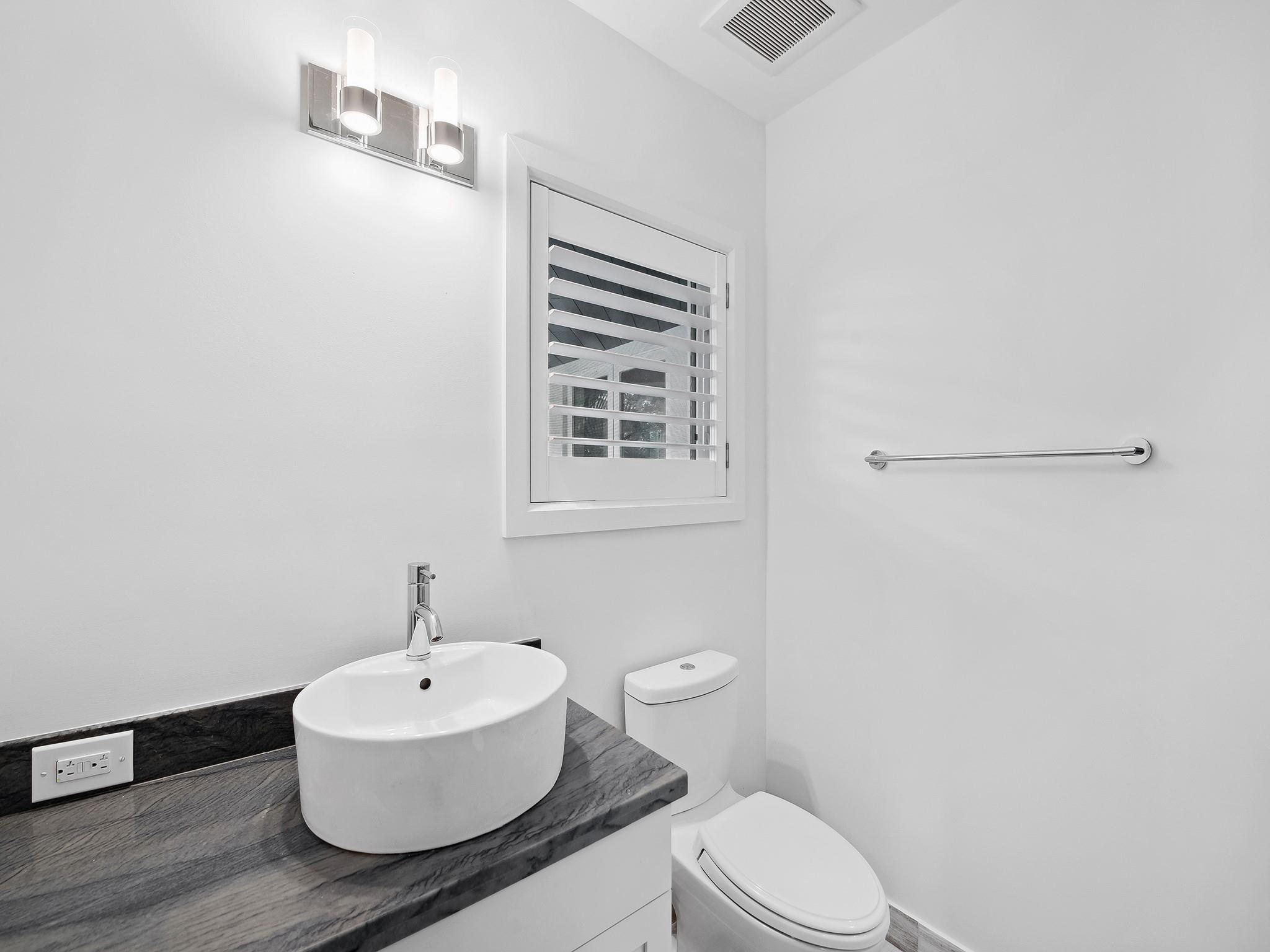 RIO VISTA ISLES - Residential