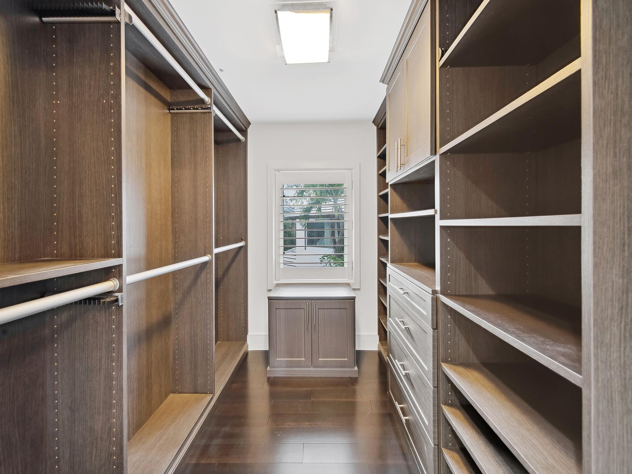 RIO VISTA ISLES - Residential