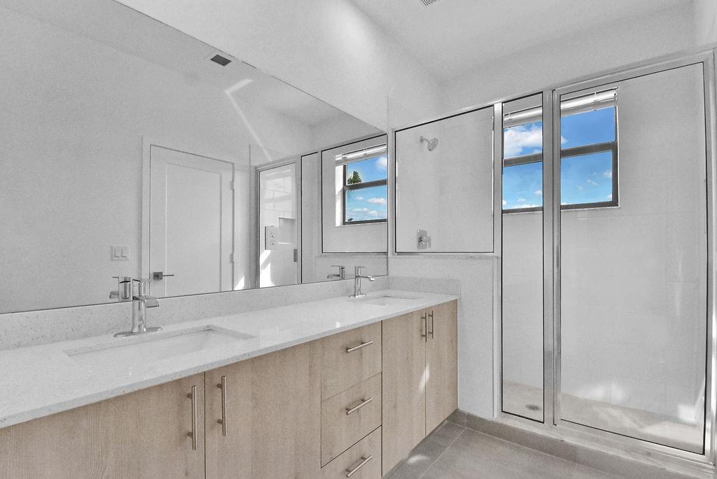 SIENA AT PALM AIRE - Residential Lease