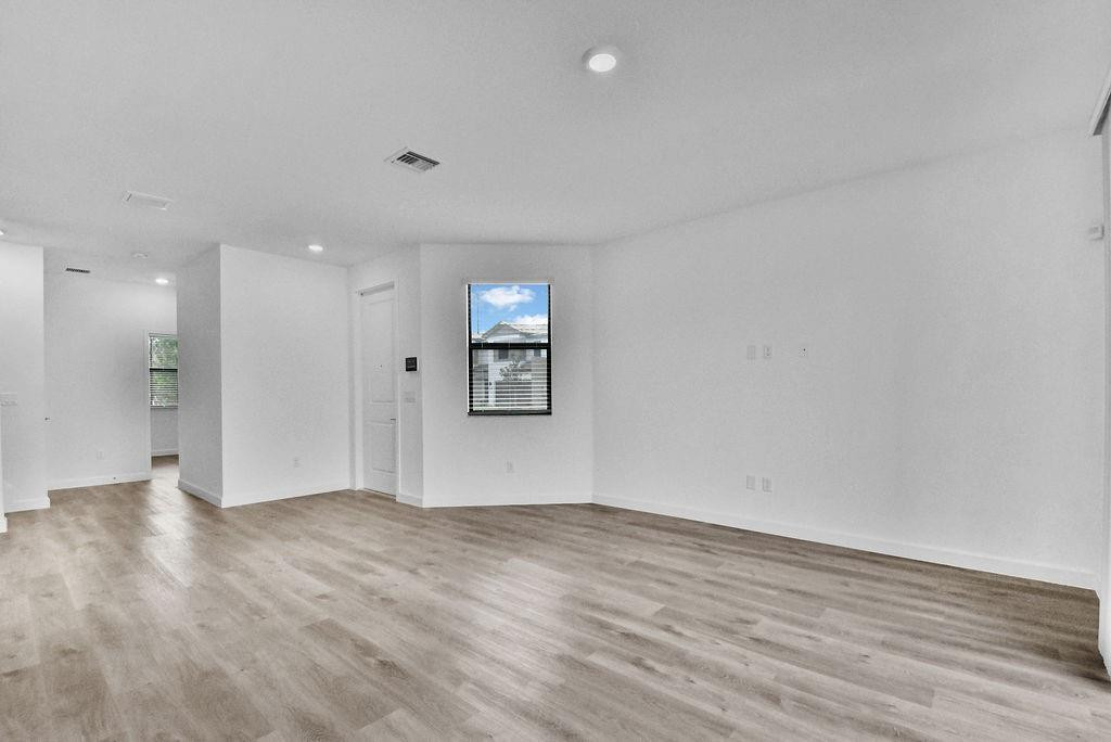 SIENA AT PALM AIRE - Residential Lease