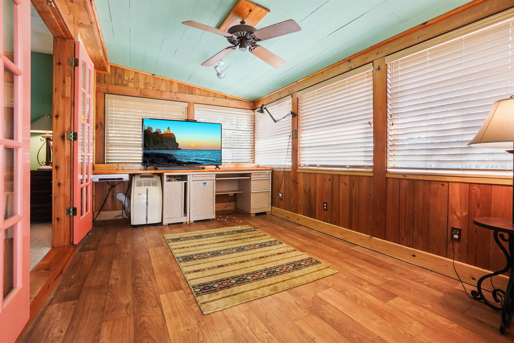 REGINA PALMS - Residential