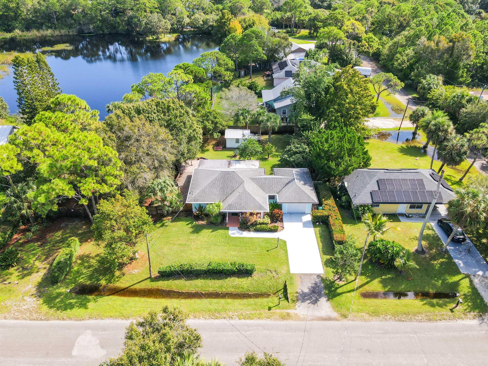 REGINA PALMS - Residential