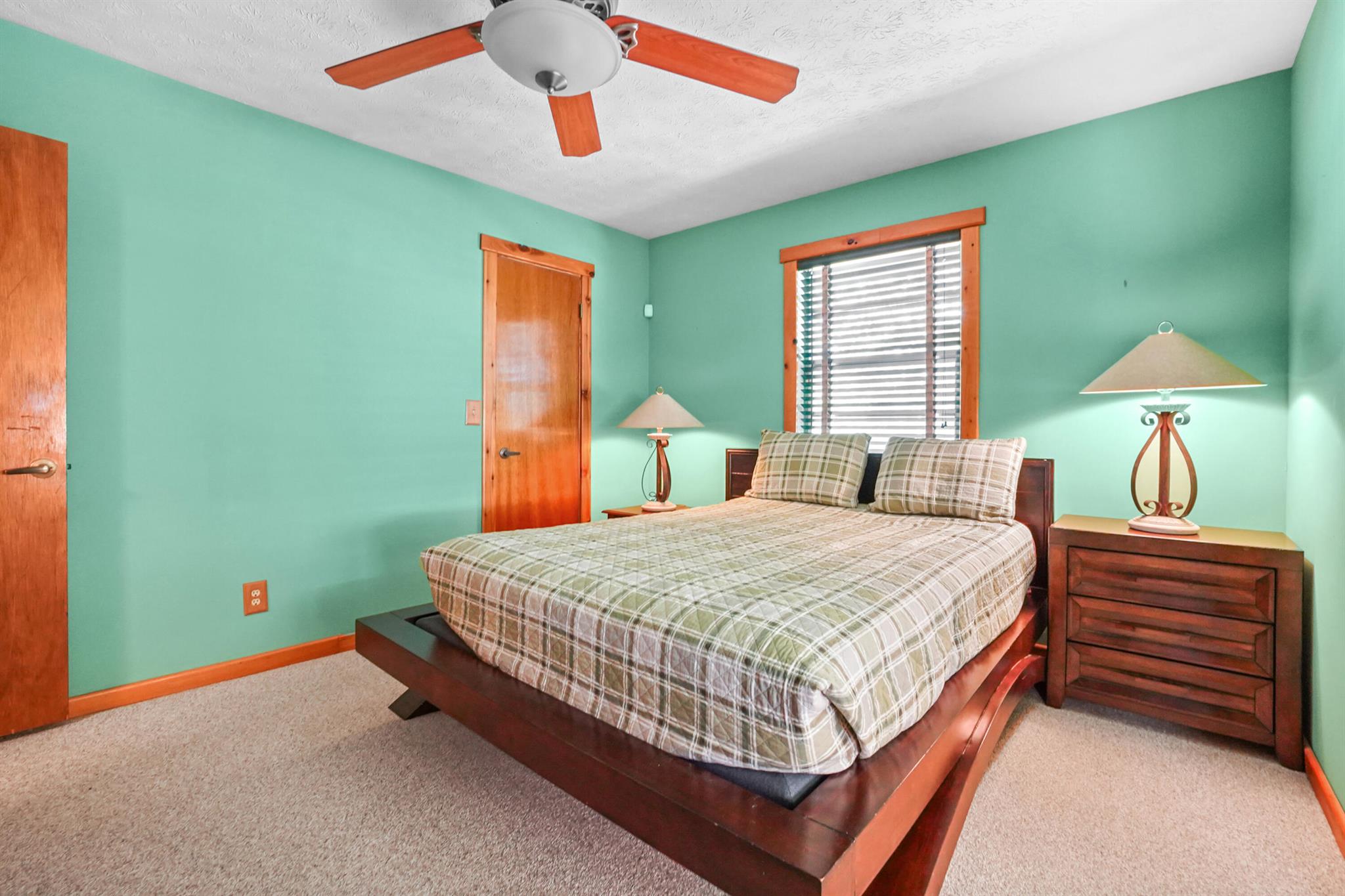 REGINA PALMS - Residential