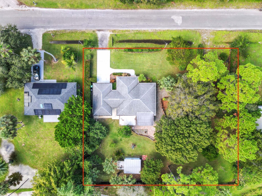 Photo of 4706 Regina Drive, Fort Pierce, FL 34982 (MLS # R11136427)