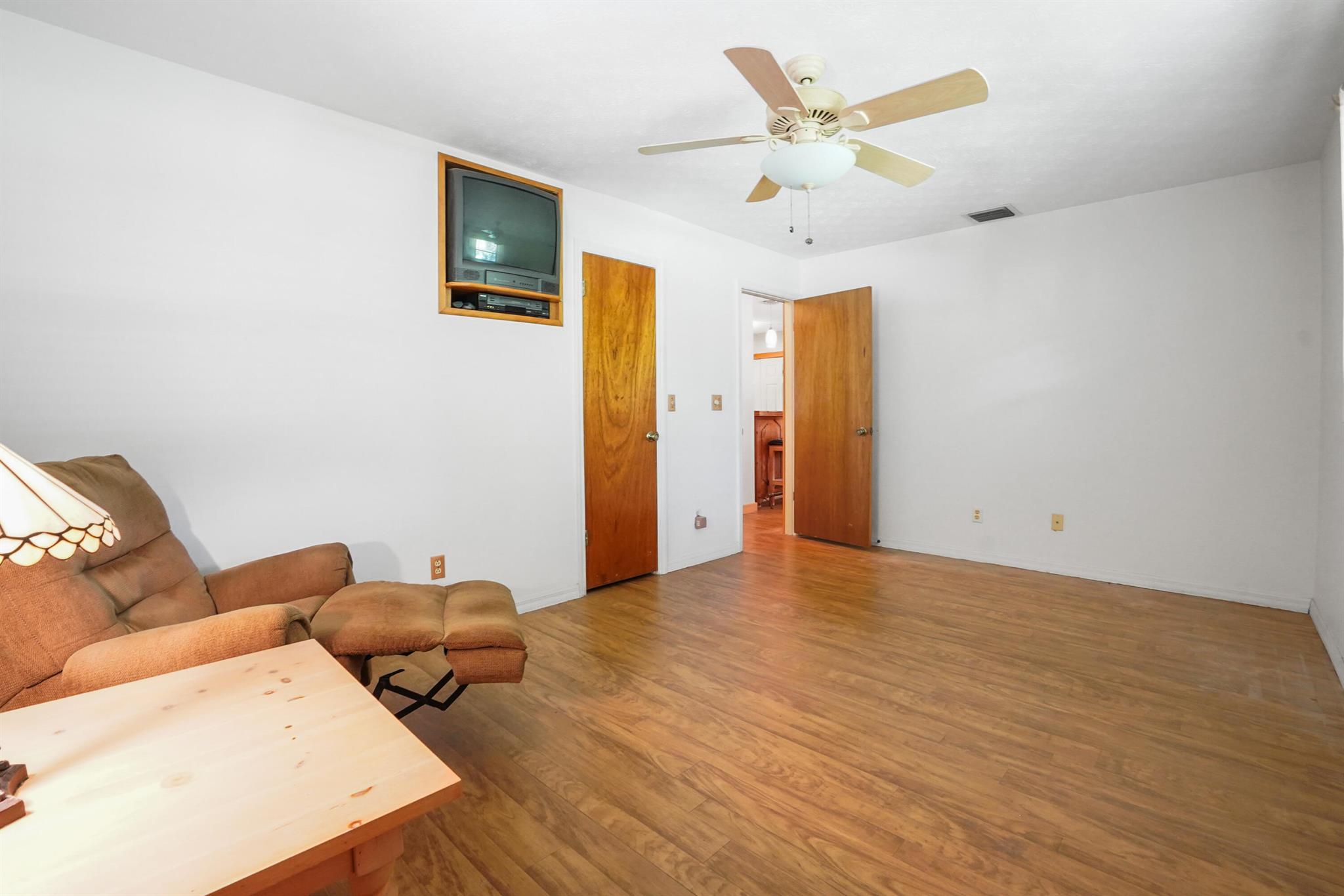 REGINA PALMS - Residential