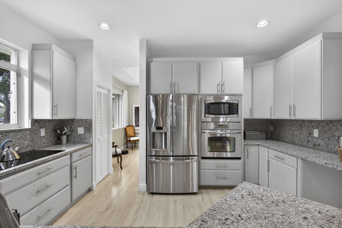 4811 Exeter Estate Lane