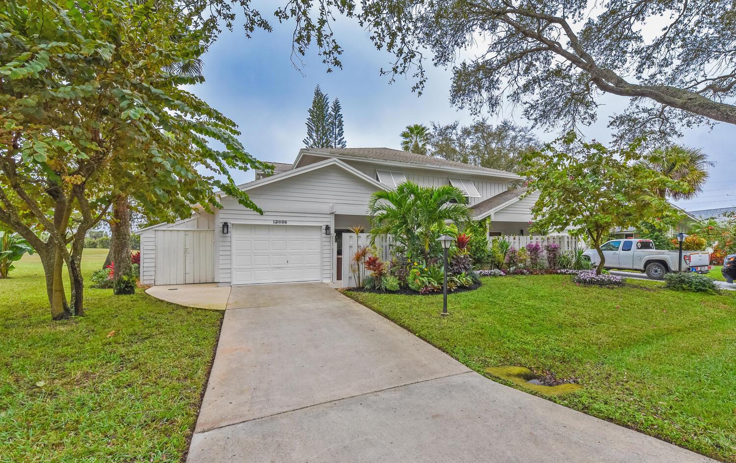 EAGLEWOOD - Residential
