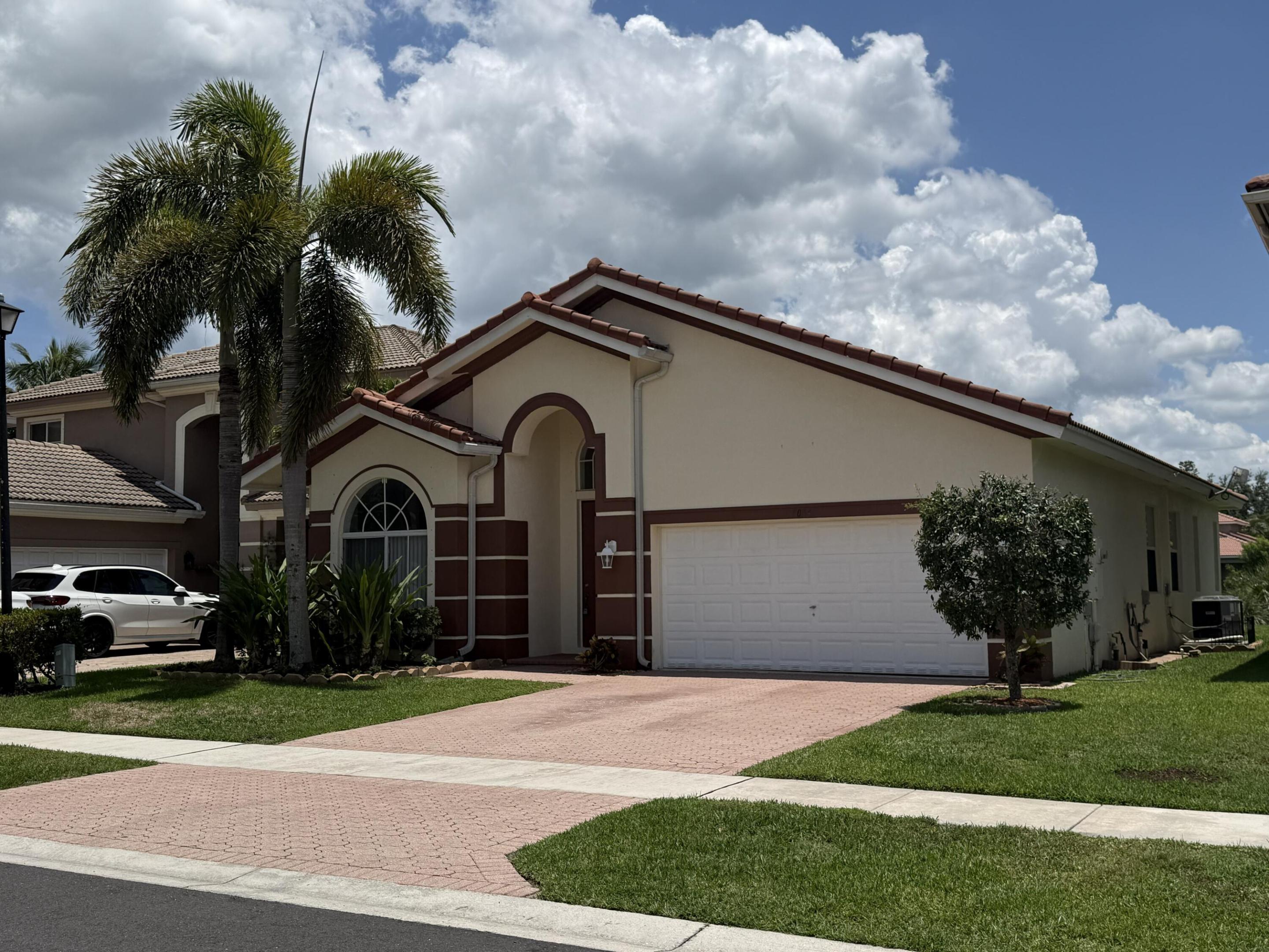 Properties 9084 Silver Glen Way