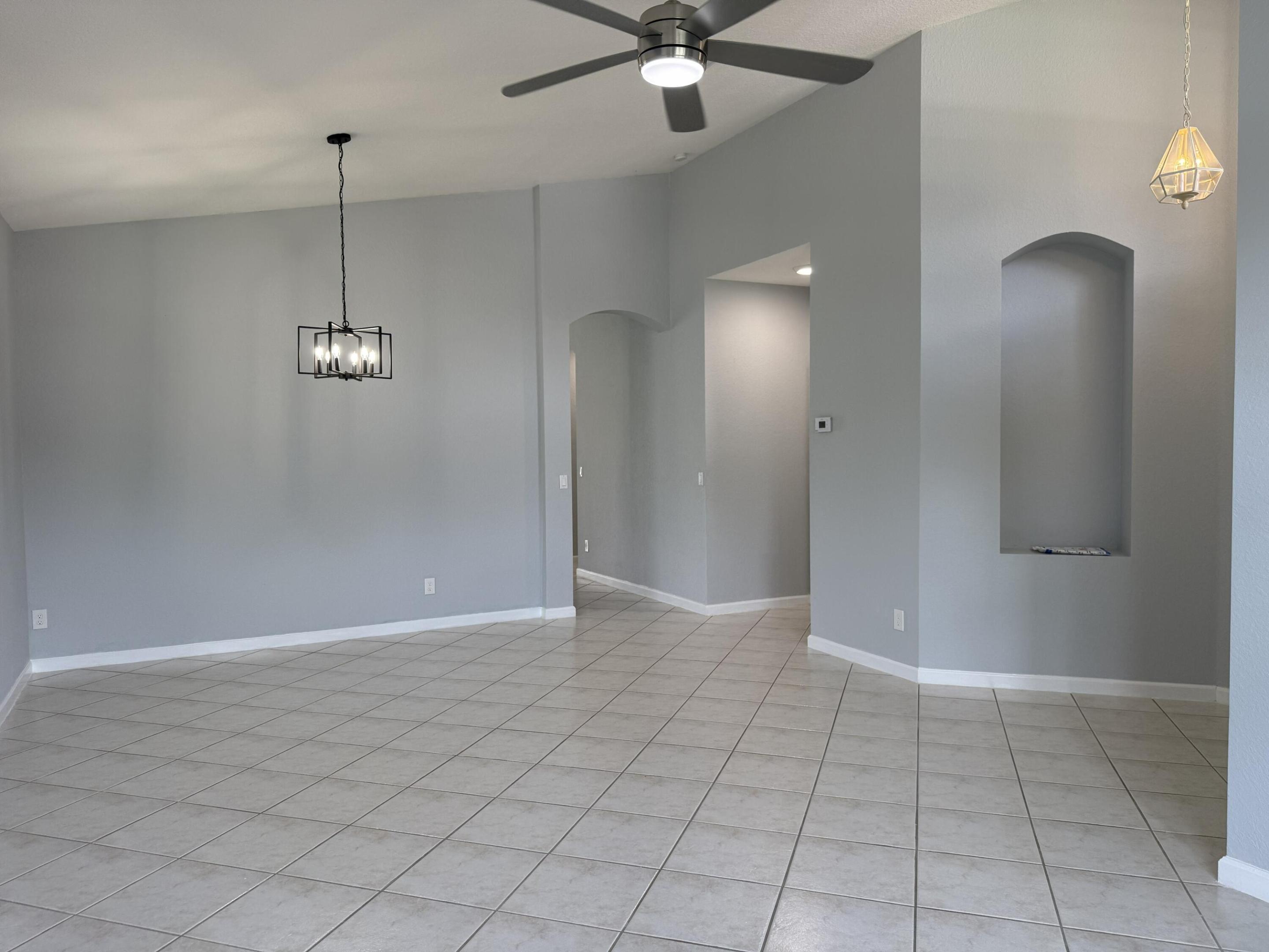 Properties 9084 Silver Glen Way