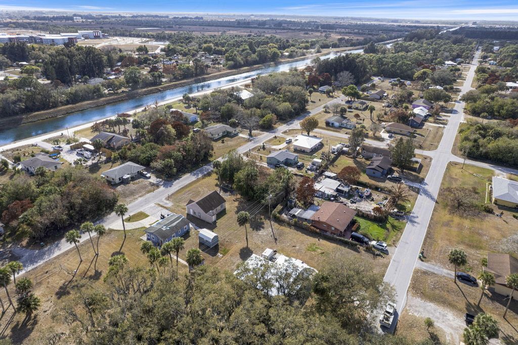 Photo of 0 Barcelona Avenue, Fort Pierce, FL 34946 (MLS # B26001946)