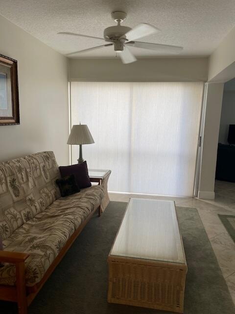 TWELVE OAKS CONDO - Residential