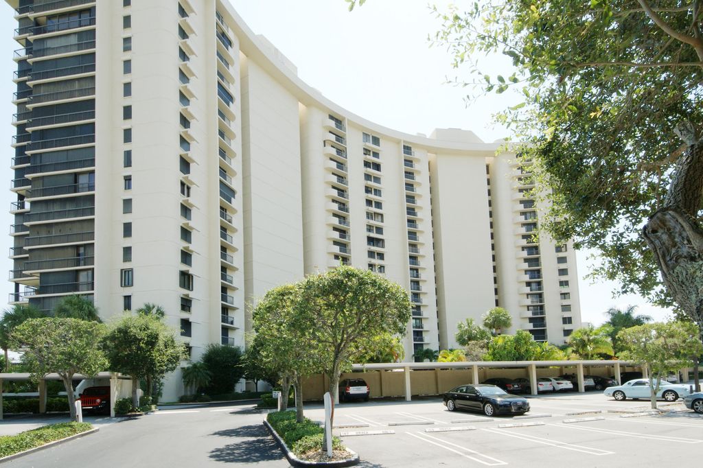 Photo of 2450 Presidential Way #208, West Palm Beach, FL 33401 (MLS # B26008875)