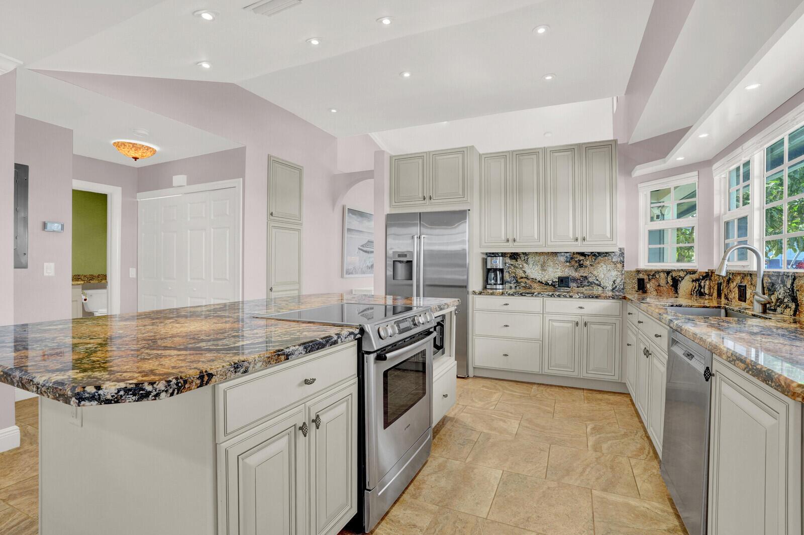 VILLAS OF OCEAN DUNES - Residential