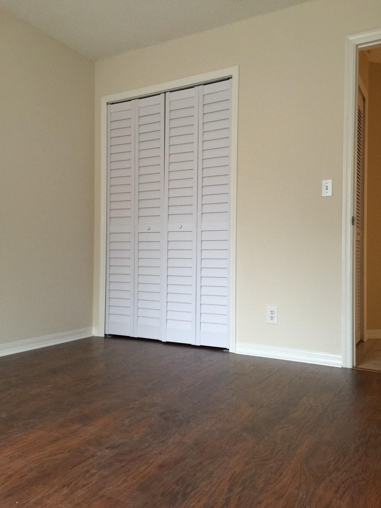 NORTH PALM BEACH HEIGHTS SEC 3 - Residential Lease