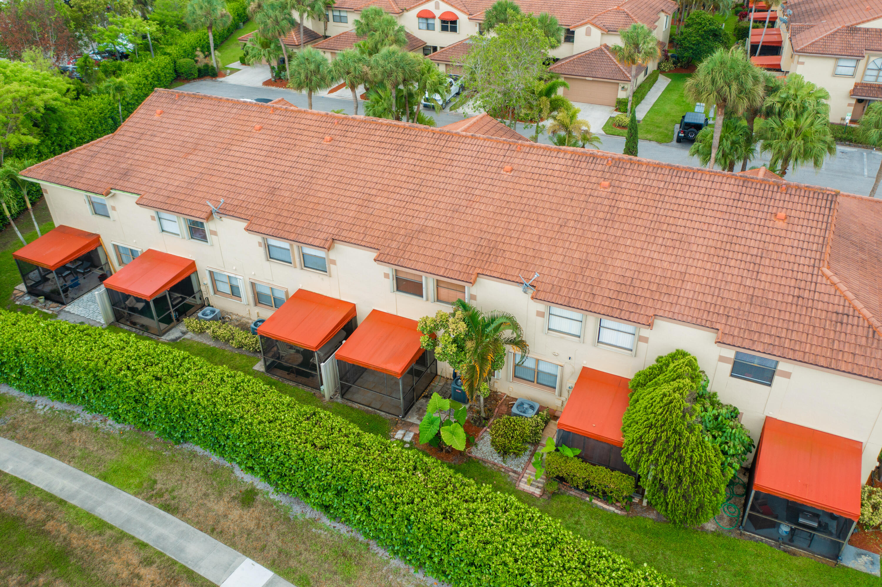 Country Club Cove - Residential